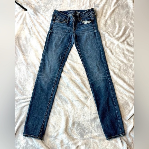 American Eagle Stretch Skinny women’s size 2 - Picture 1 of 6